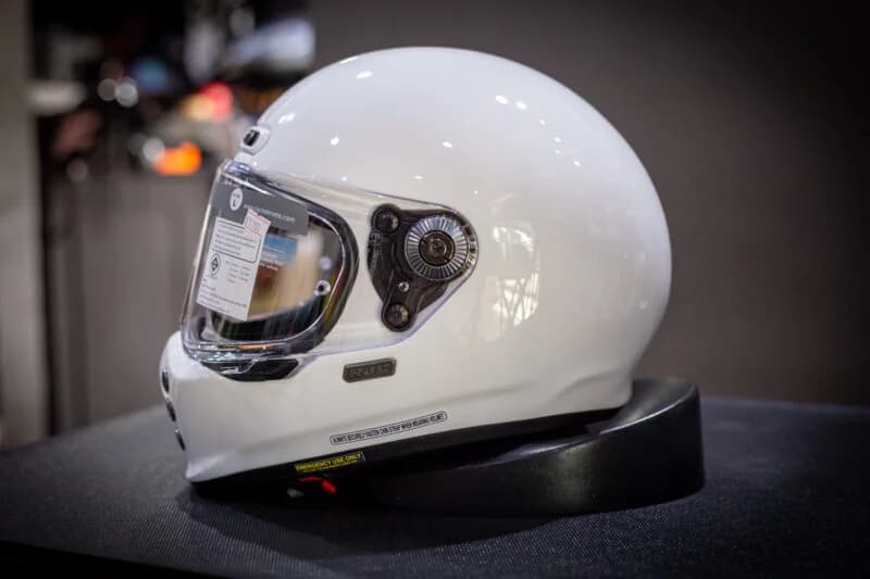 หมวกกันน็อค HJC รุ่น V-10 สี White (ขาว)