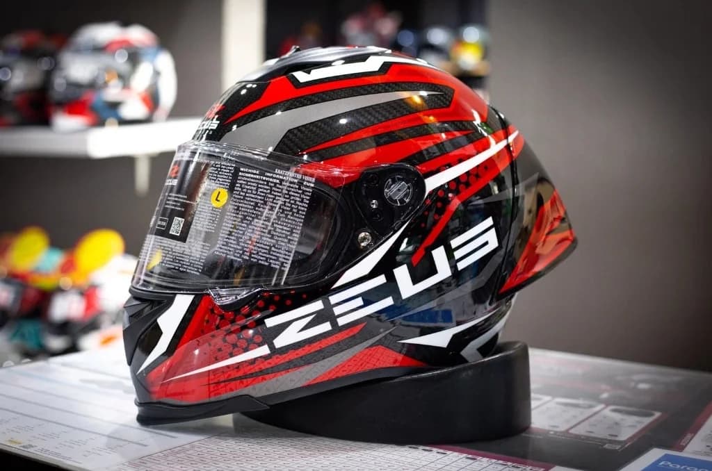 หมวกกันน็อค Zeus รุ่น ZS-1900B ลาย Lighting Red