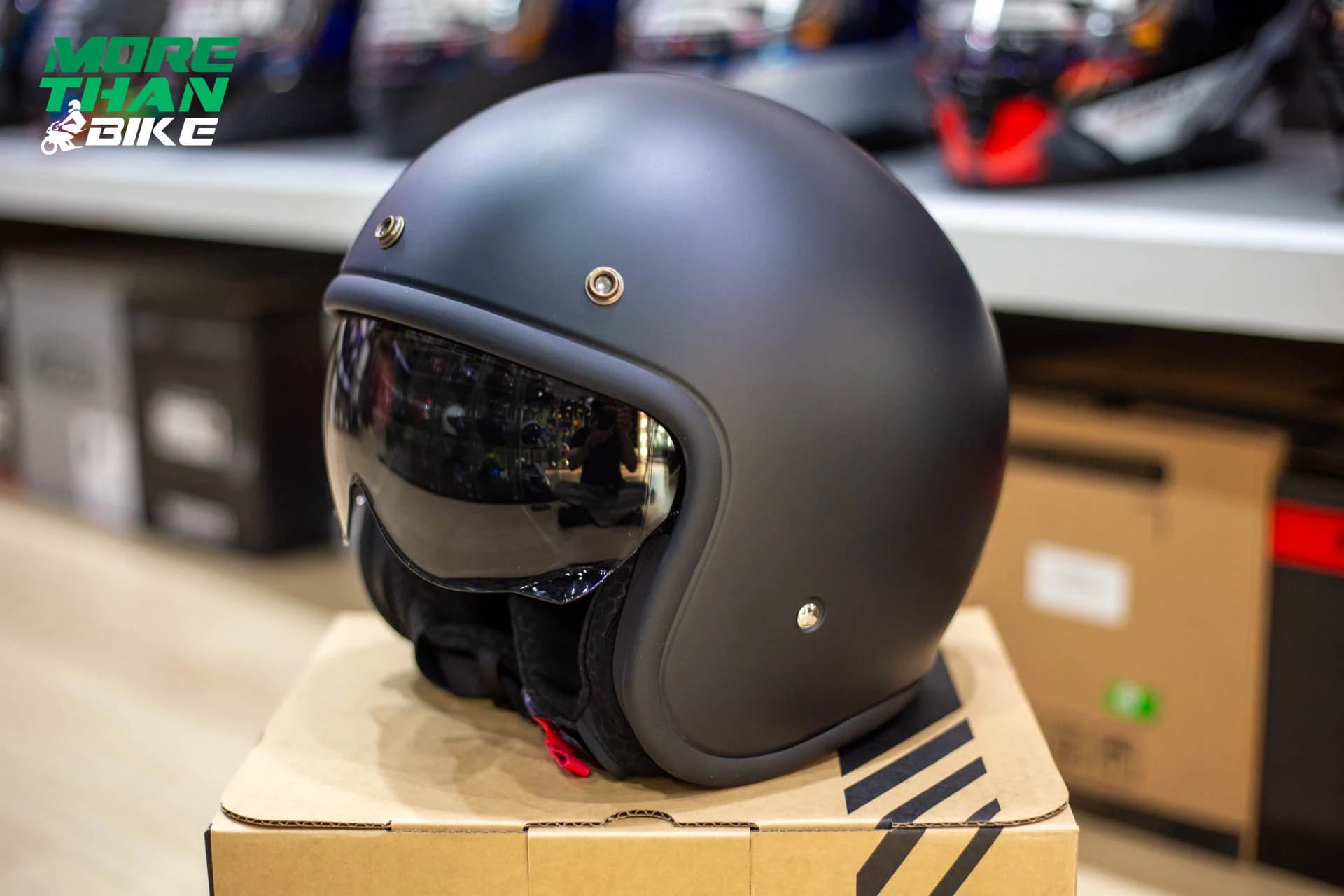 หมวกกันน็อค Zeus รุ่น ZS-389A สี Matt Black (ดำด้าน)