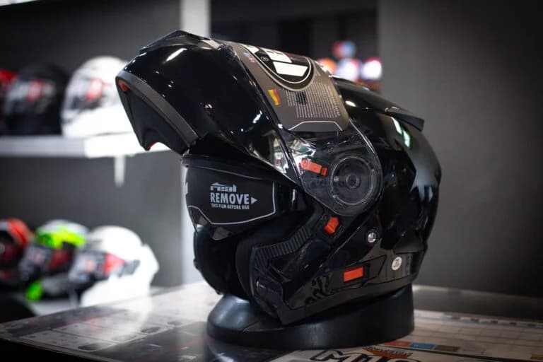 หมวกกันน็อค Real รุ่น Storm Force สี Black (ดำ)